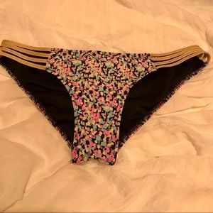 Victoria’s Secret Bikini Bottom Strappy Multi Med